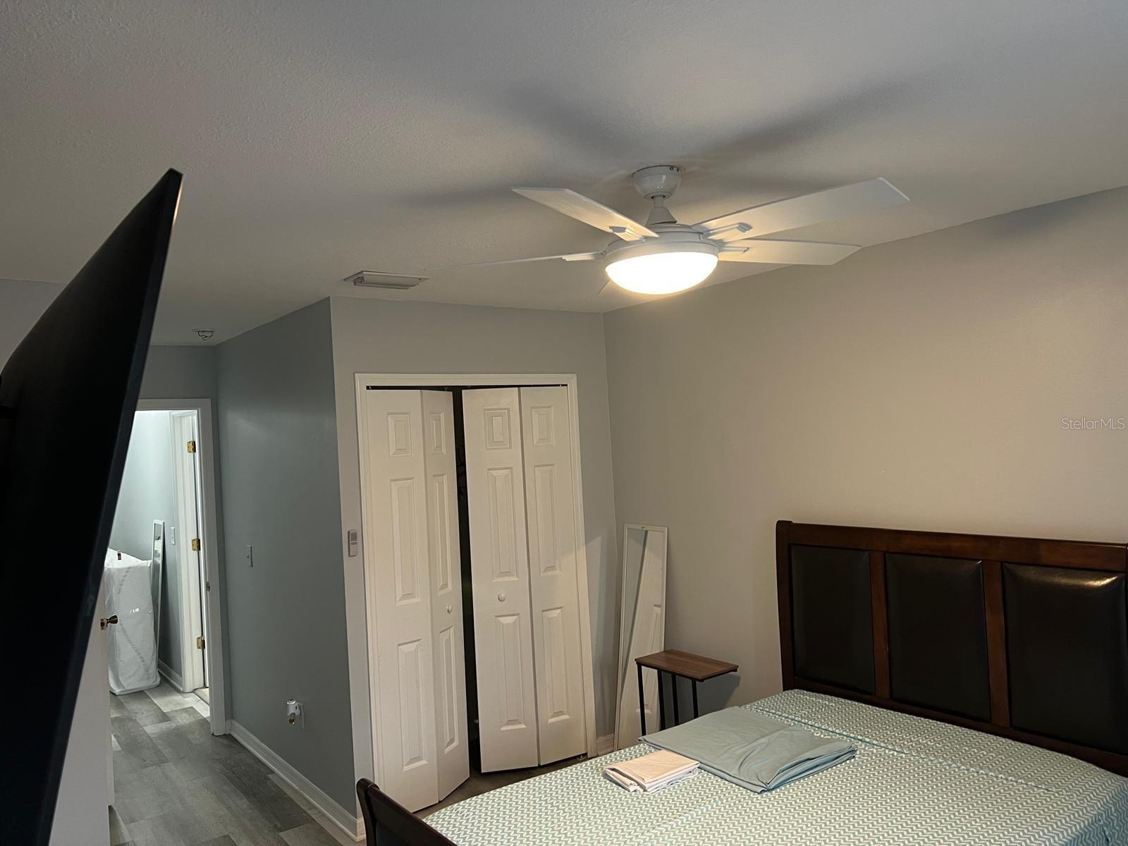 Image 16 of 28 For 8423 Edgewater Place Boulevard