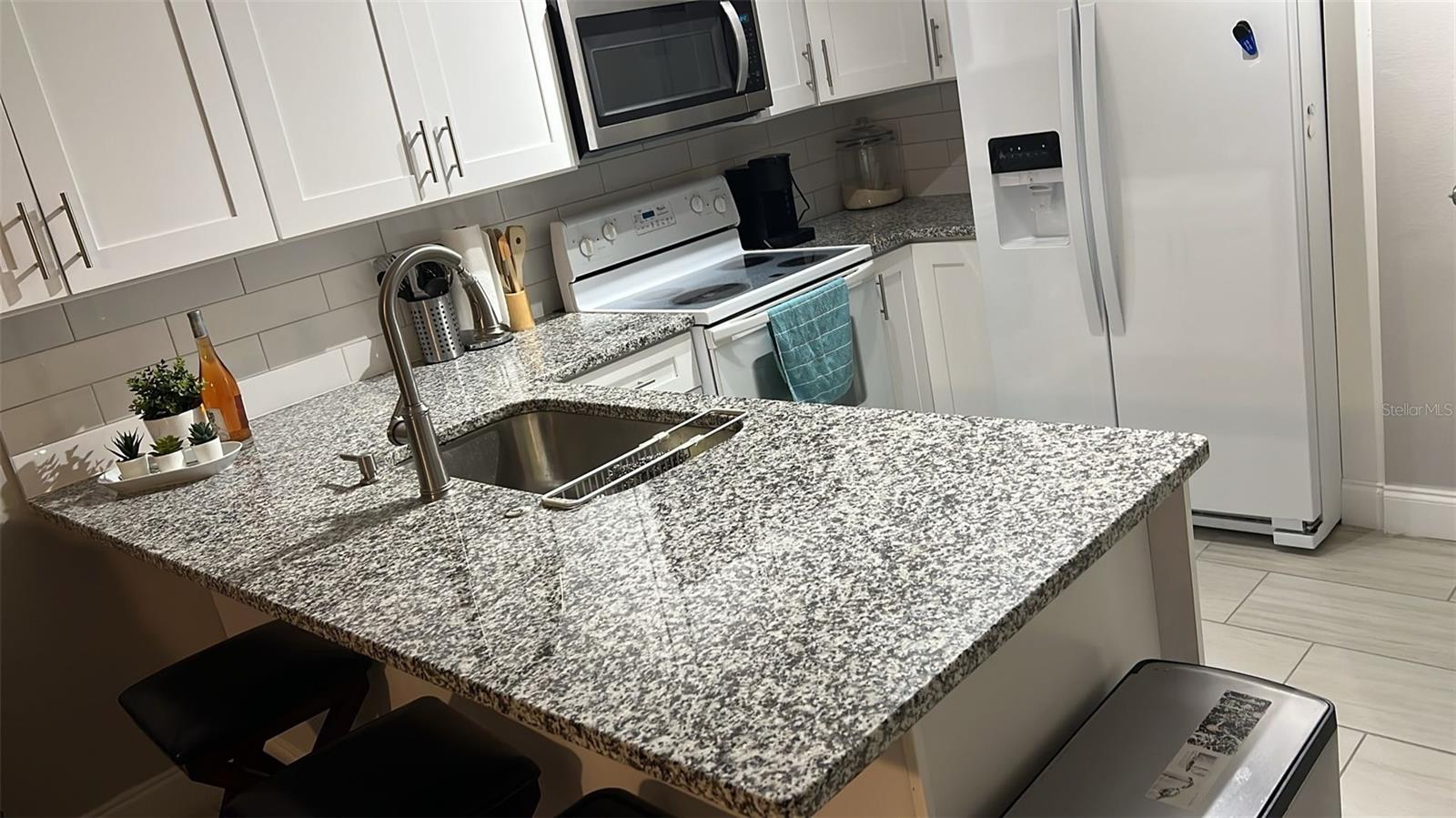 Image 3 of 28 For 8423 Edgewater Place Boulevard