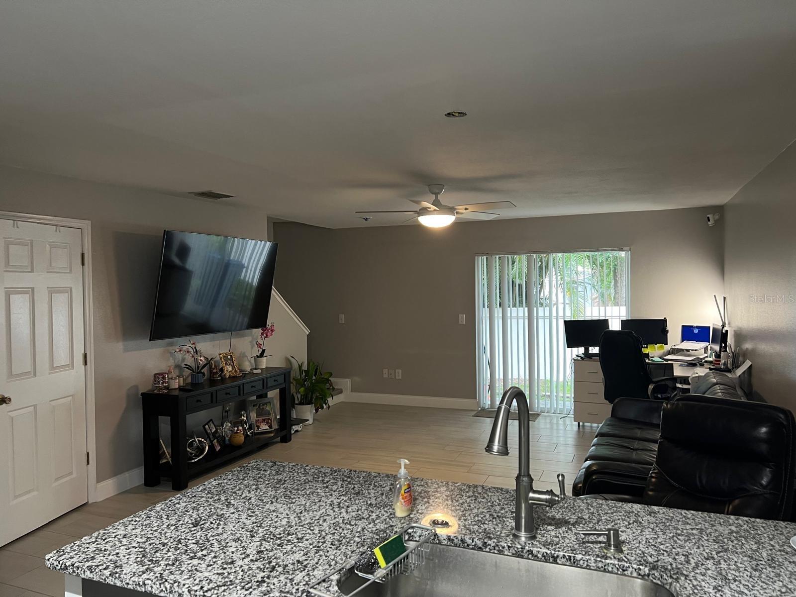 Image 7 of 28 For 8423 Edgewater Place Boulevard