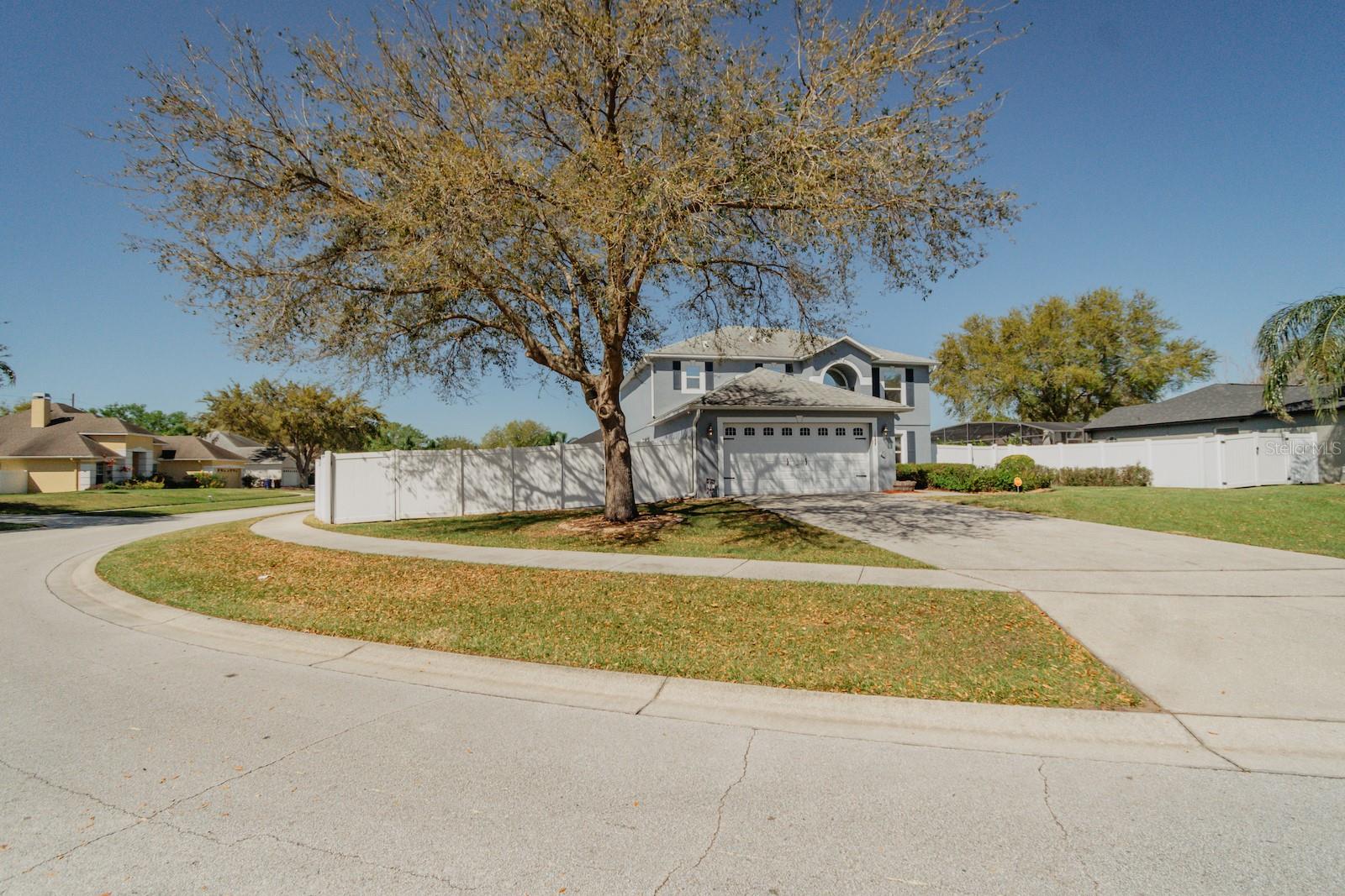 Image 15 of 49 For 1808 Ashton Drive E