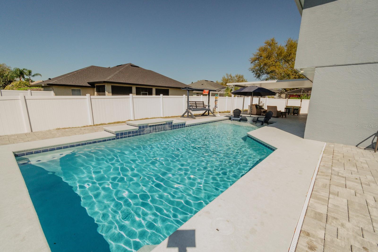 Image 4 of 49 For 1808 Ashton Drive E
