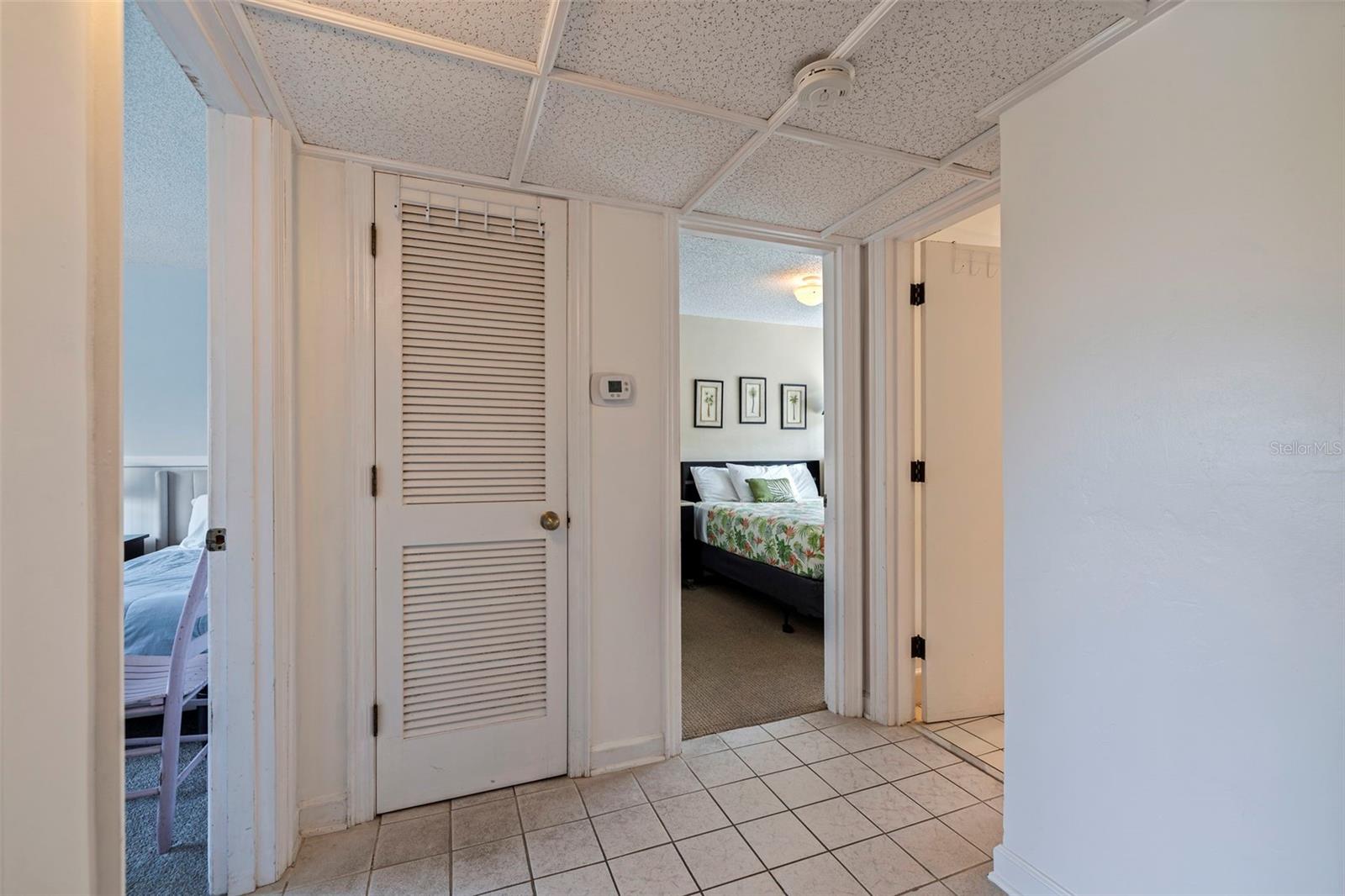 Image 13 of 37 For 6700 Sunset Way 303