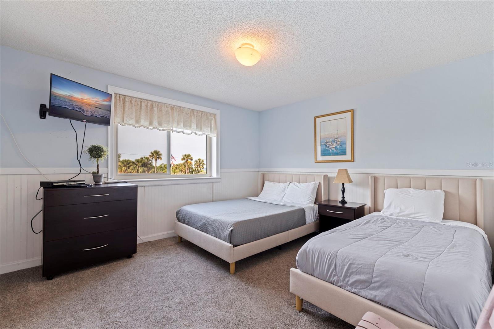 Image 16 of 37 For 6700 Sunset Way 303