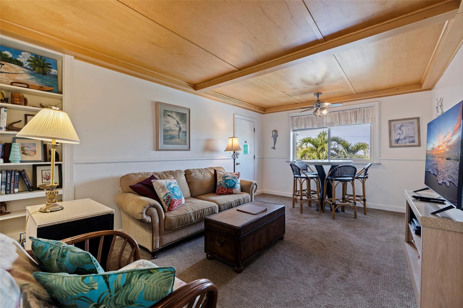 Image 7 of 37 For 6700 Sunset Way 303