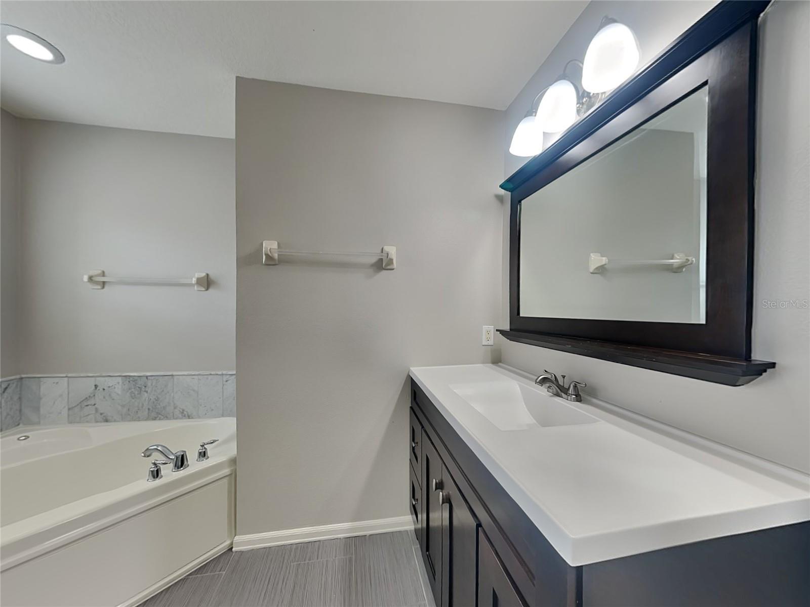 Image 10 of 23 For 20409 Sultana Court