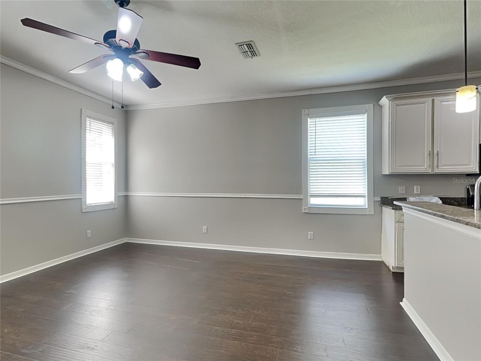 Image 4 of 23 For 20409 Sultana Court