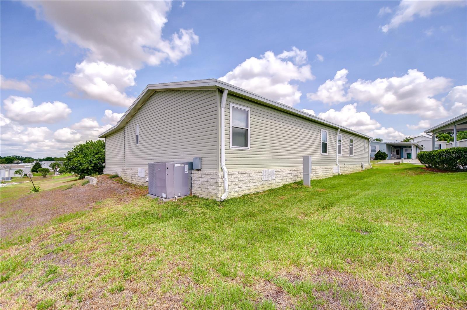 Image 11 of 42 For 37642 Landis Avenue