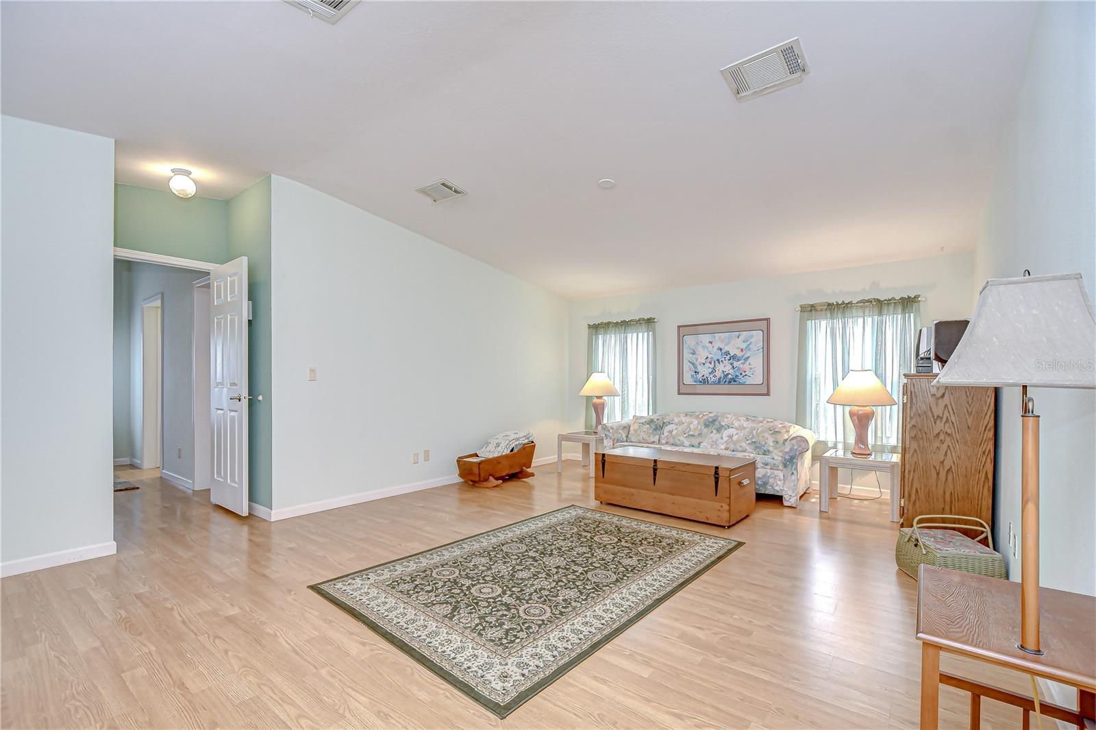 Image 19 of 42 For 37642 Landis Avenue