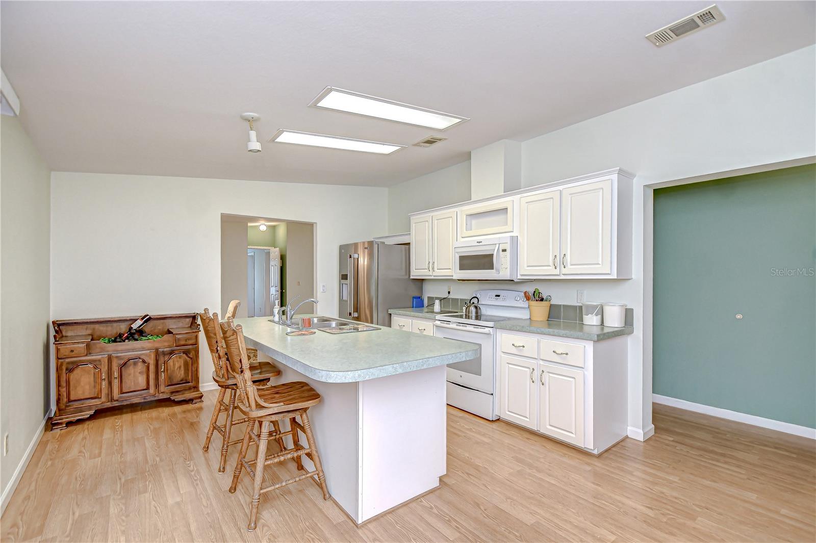 Image 30 of 42 For 37642 Landis Avenue