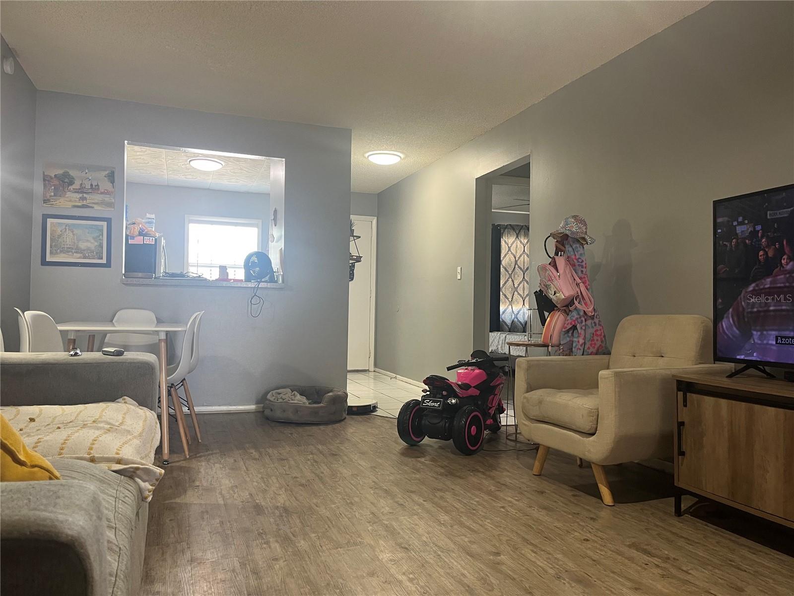 Image 8 of 11 For 11511 113th Street 5c