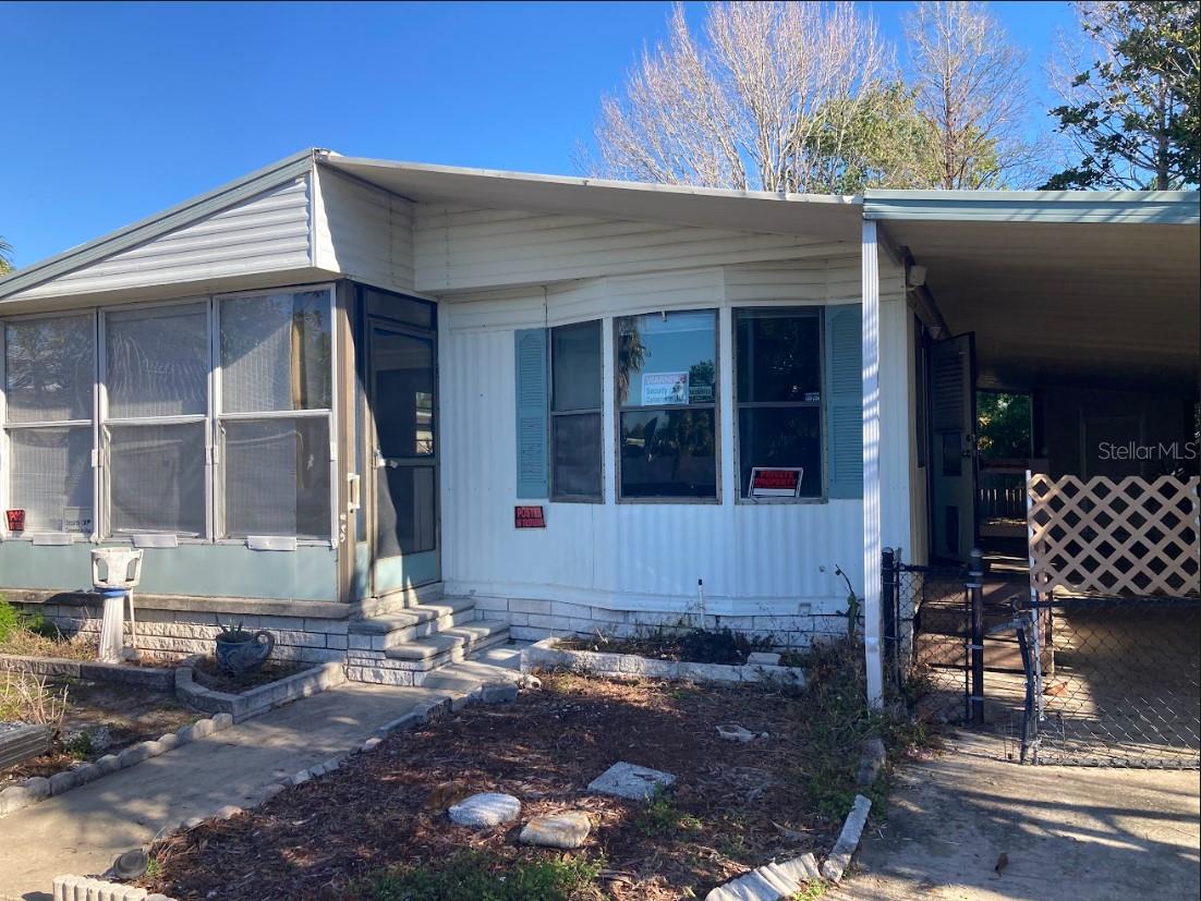 Listing photo id 0 for 12240 Seminole Boulevard 14