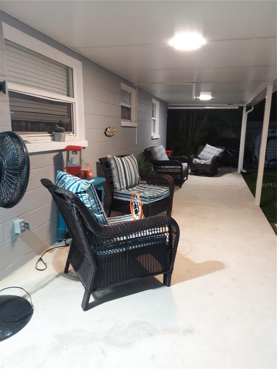 Image 4 of 7 For 8129 23rd Avenue N