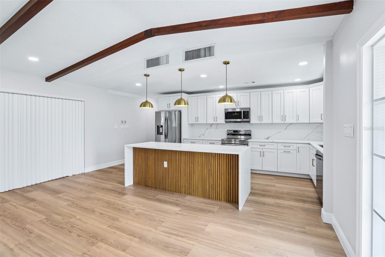 Image 10 of 38 For 1332 Marjohn Avenue
