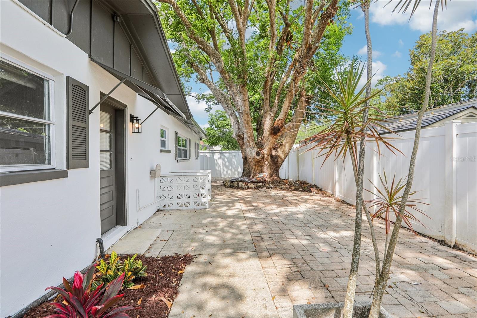 Image 32 of 38 For 1332 Marjohn Avenue
