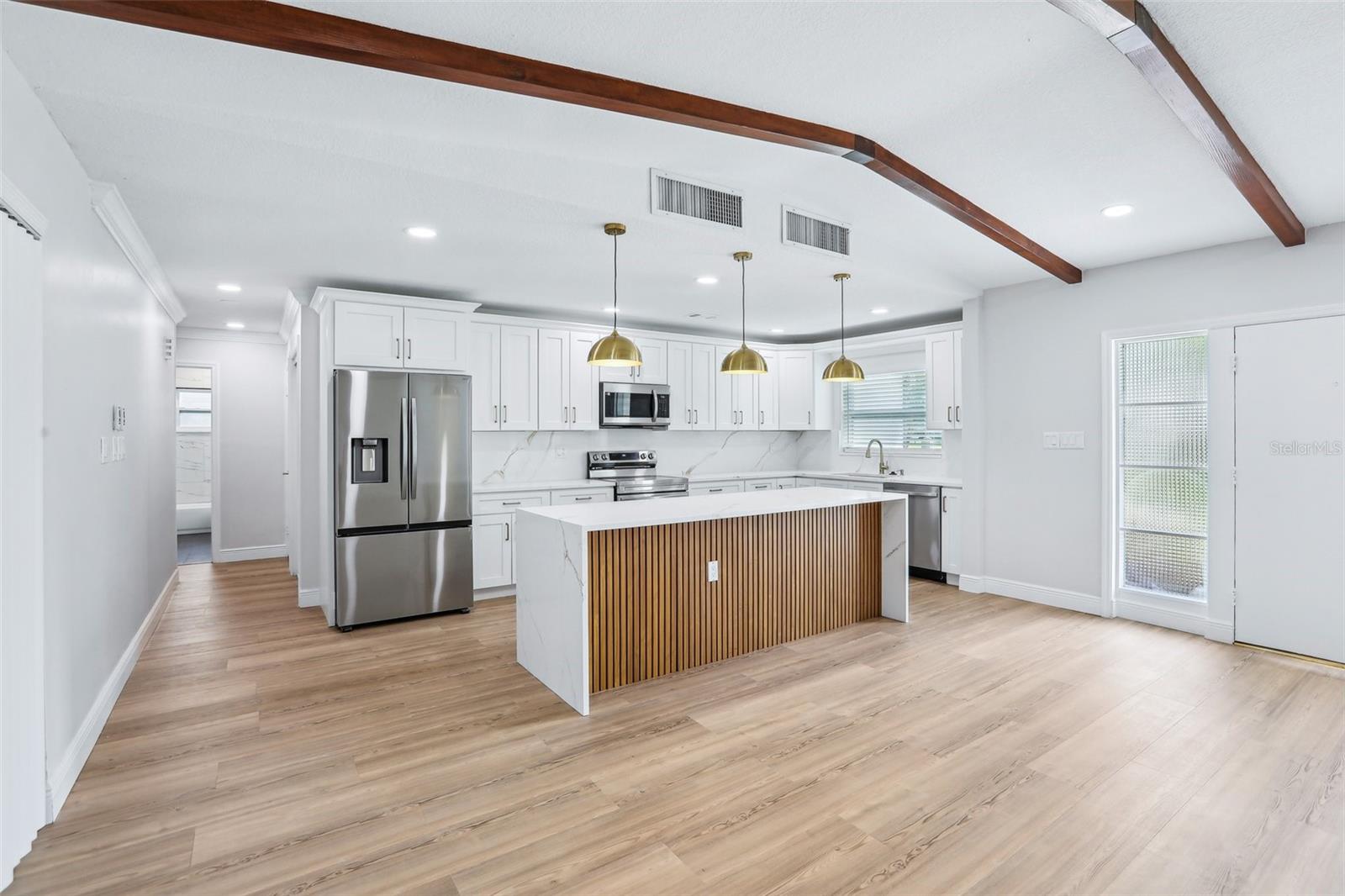 Image 9 of 38 For 1332 Marjohn Avenue