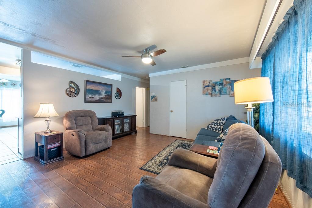 Image 5 of 47 For 8305 75th Place