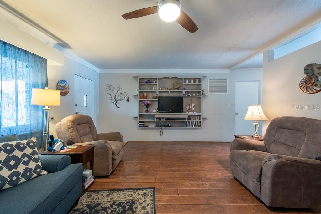 Image 8 of 47 For 8305 75th Place