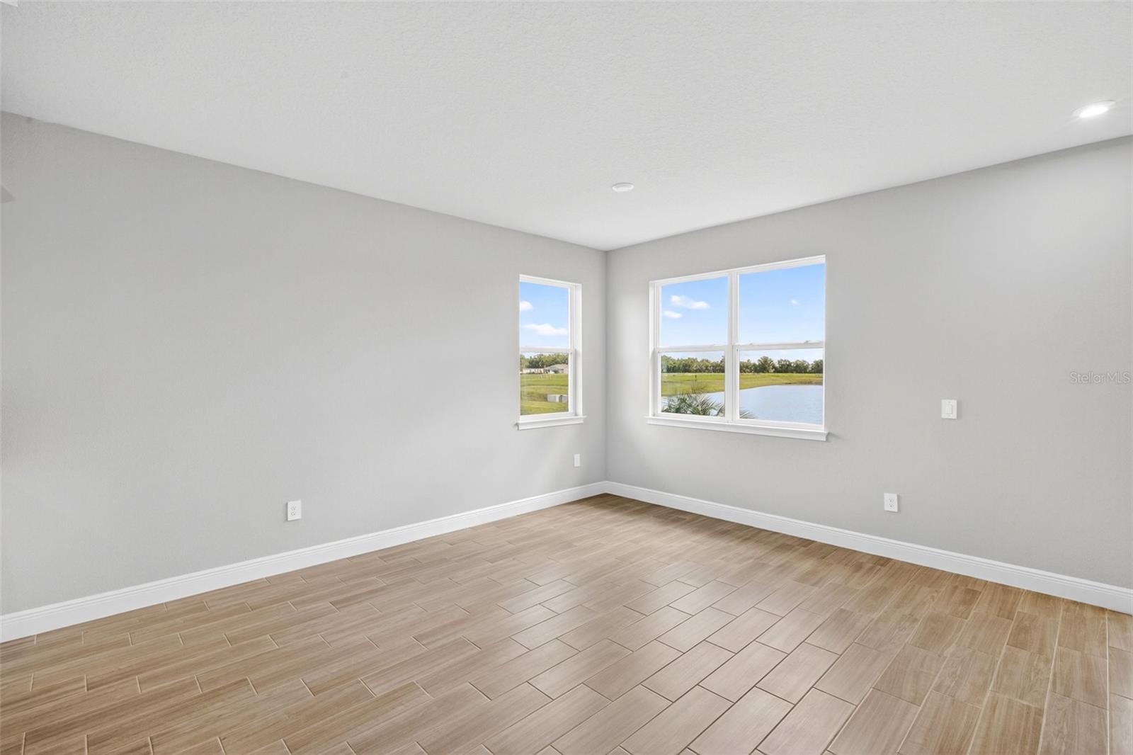 Image 16 of 36 For 5012 124th Avenue E