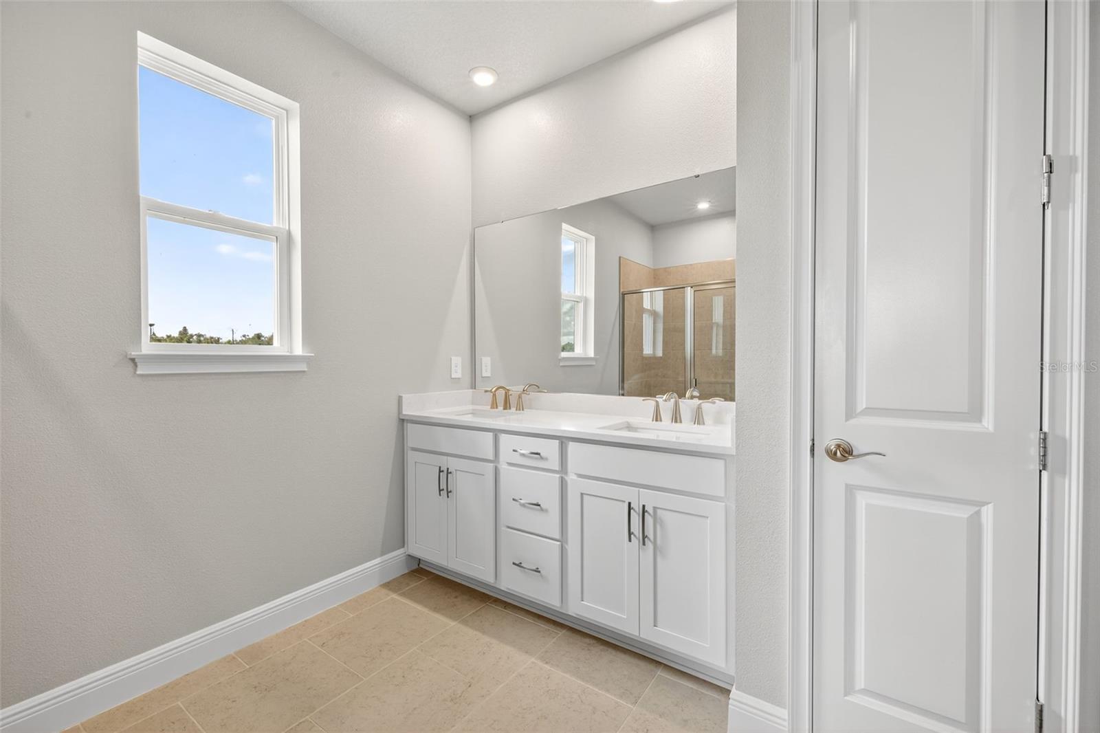 Image 19 of 36 For 5012 124th Avenue E