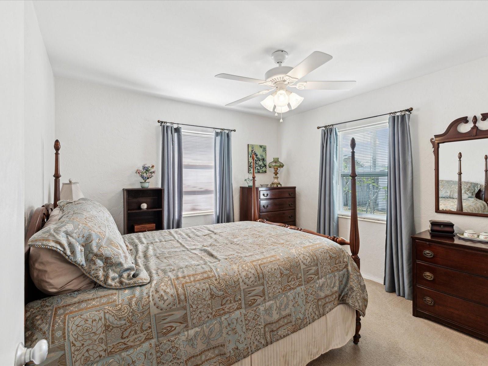Image 10 of 21 For 5812 52nd Avenue N