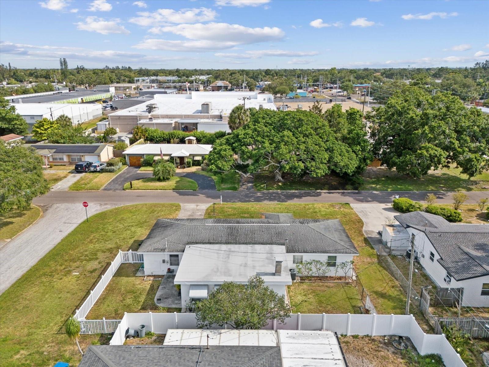 Image 17 of 21 For 5812 52nd Avenue N