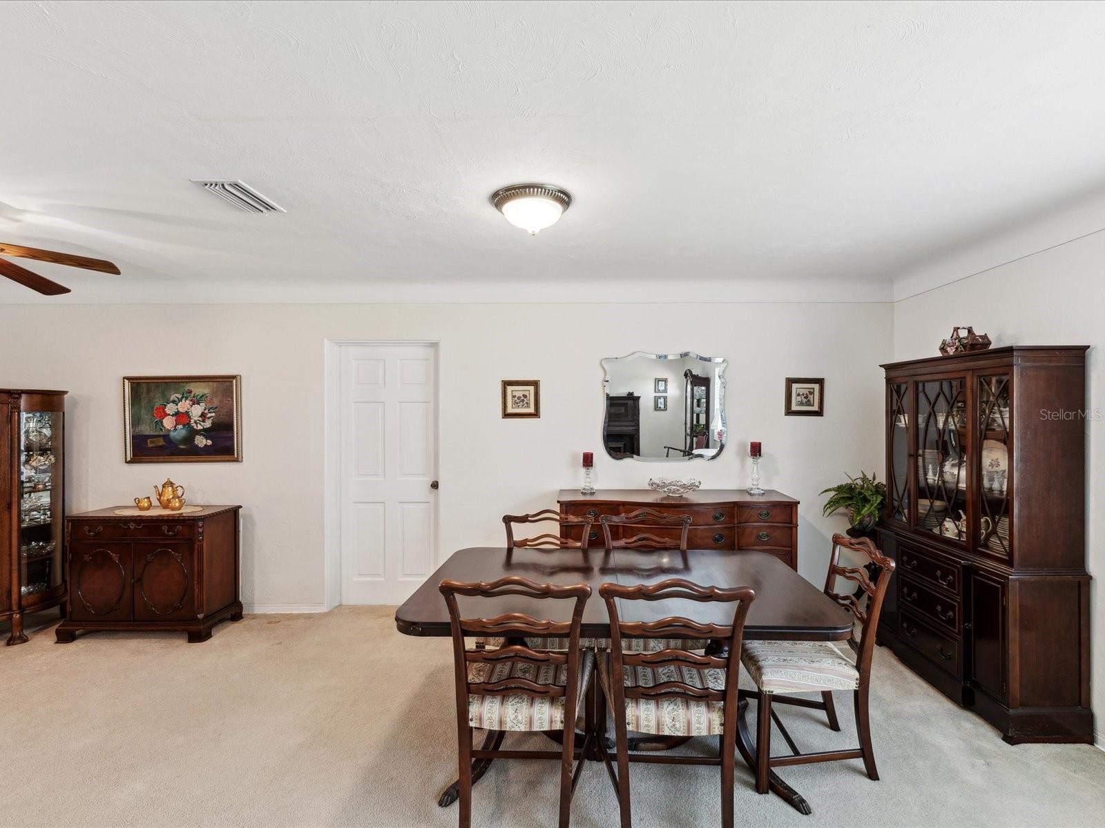 Image 4 of 21 For 5812 52nd Avenue N