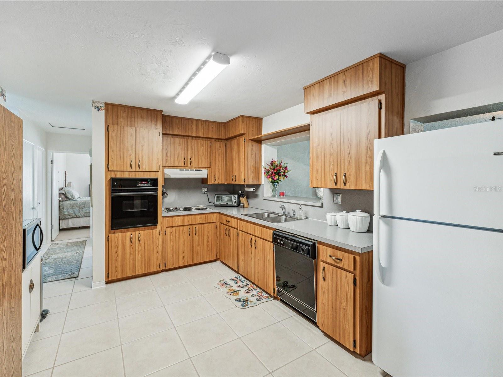 Image 5 of 21 For 5812 52nd Avenue N