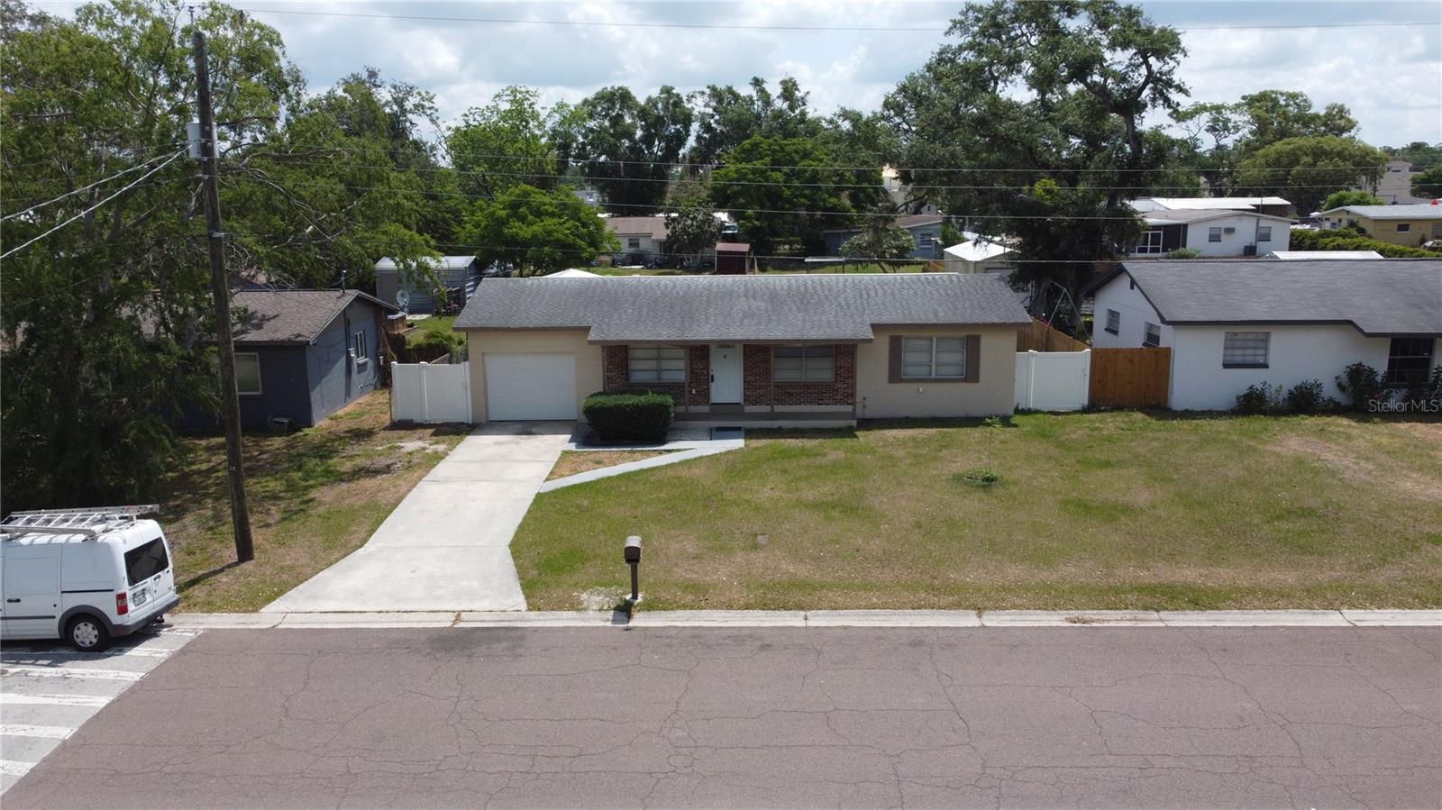 Image 17 of 20 For 9604 Oak Ridge Ave