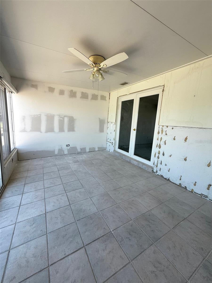 Image 13 of 23 For 651 Boca Ciega Point Boulevard S