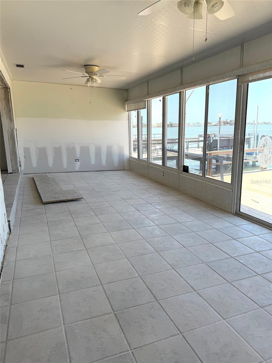 Image 17 of 23 For 651 Boca Ciega Point Boulevard S