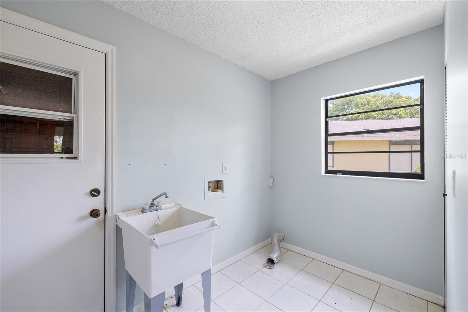 Image 26 of 34 For 1530 Ingram Drive 1530