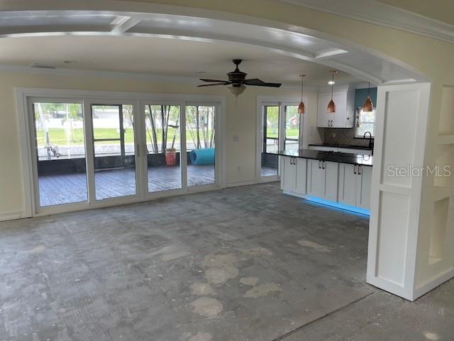 Image 10 of 17 For 10922 Park Drive