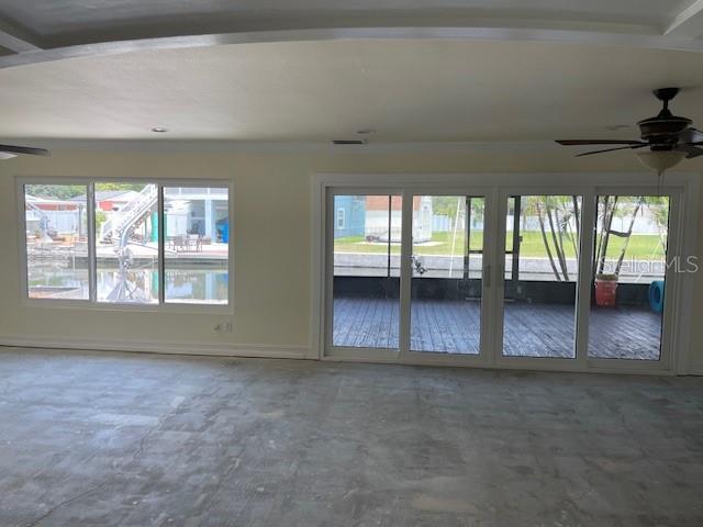 Image 9 of 17 For 10922 Park Drive