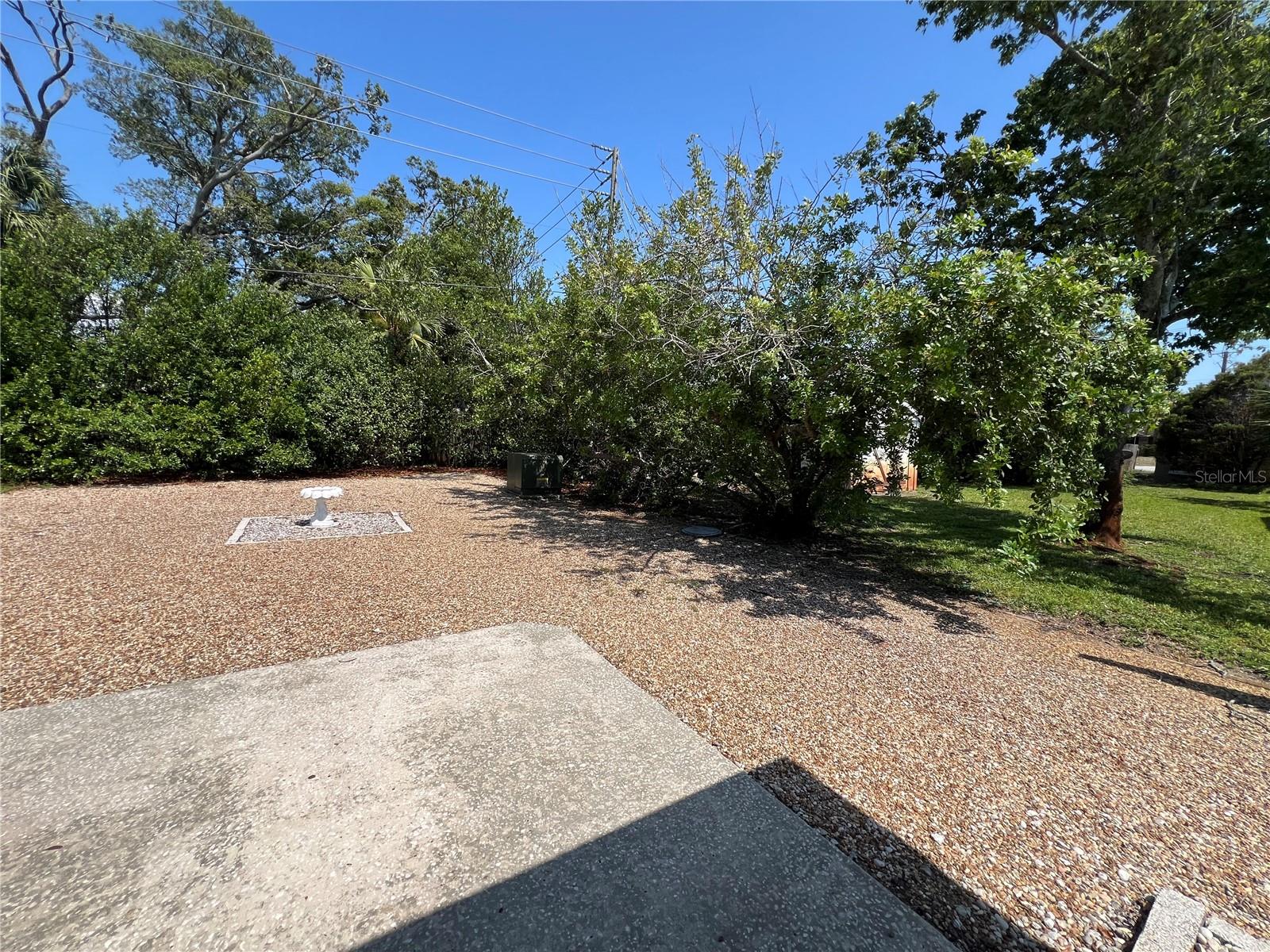 Image 21 of 21 For 10502 Laburnum Drive