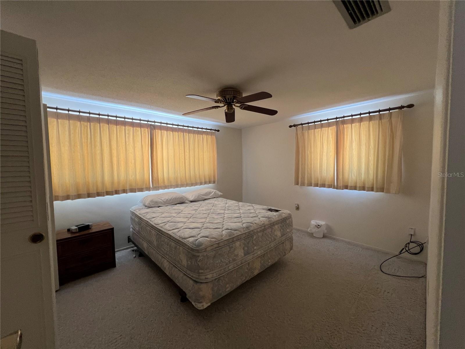 Image 9 of 21 For 10502 Laburnum Drive