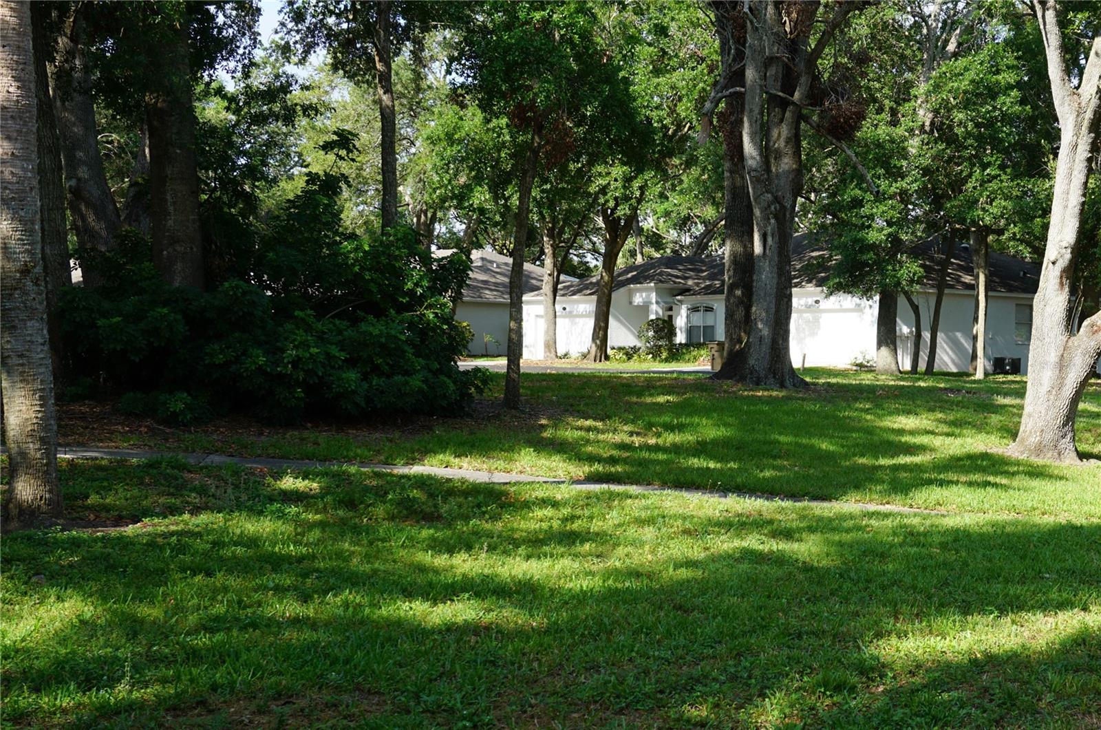 Image 23 of 28 For 8011 Peach Drive 103