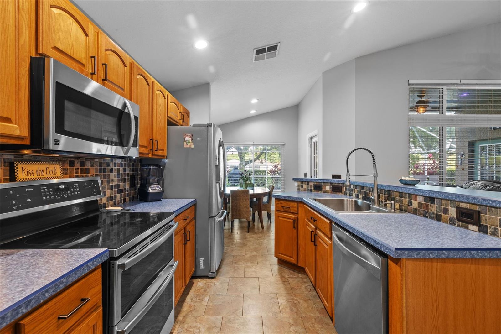 Image 14 of 61 For 18631 Le Dauphine Place