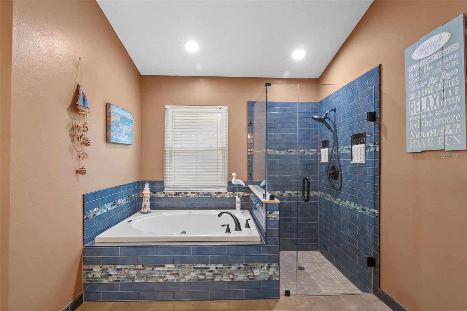 Image 42 of 61 For 18631 Le Dauphine Place