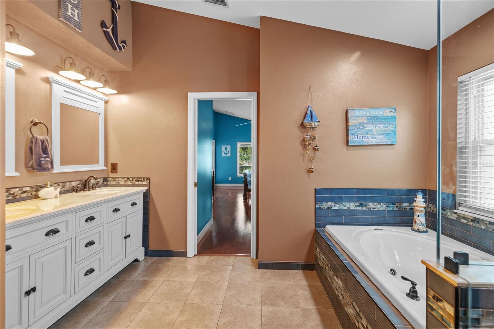 Image 43 of 61 For 18631 Le Dauphine Place