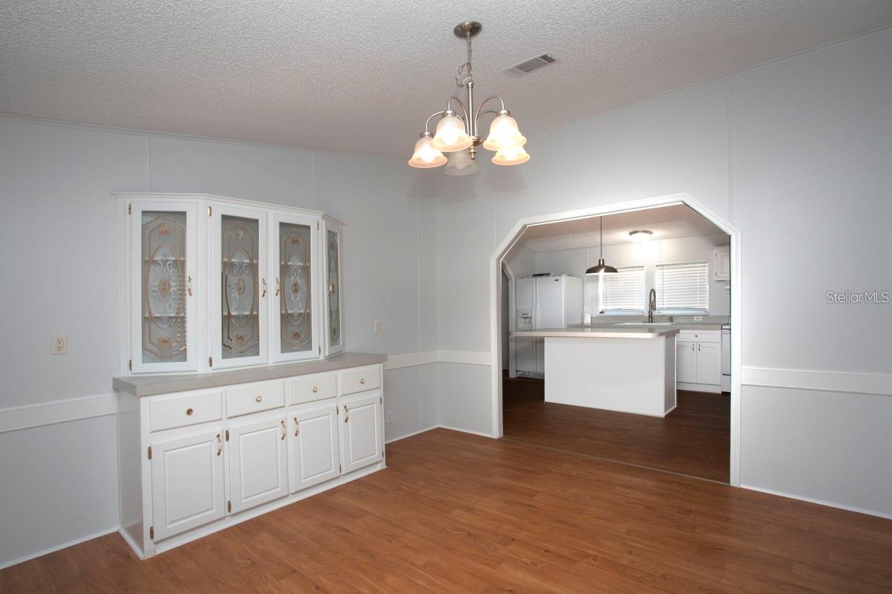 Listing photo id 10 for 5414 Miley Road A