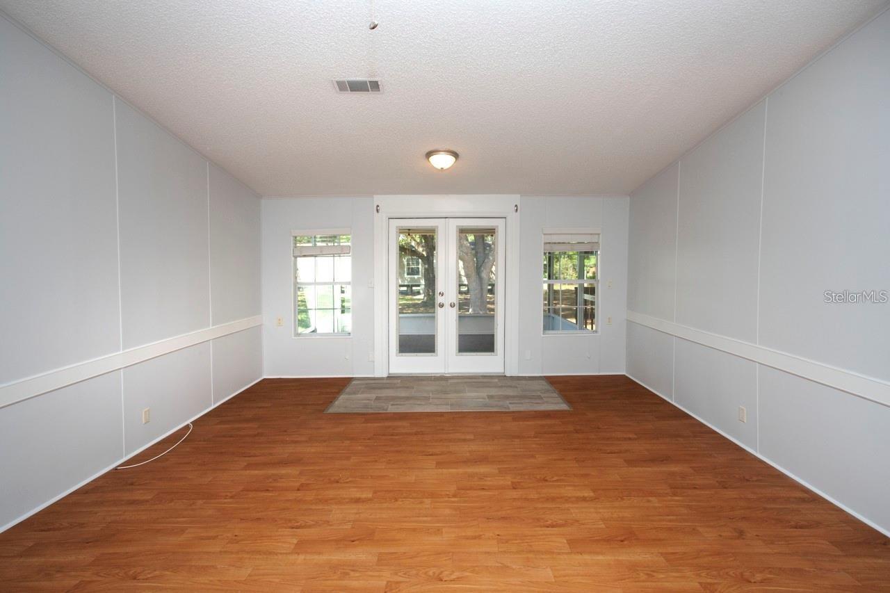 Listing photo id 12 for 5414 Miley Road A