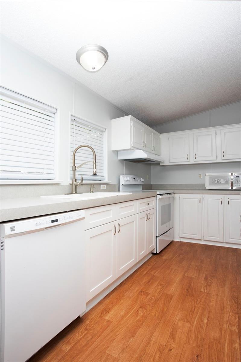 Listing photo id 15 for 5414 Miley Road A