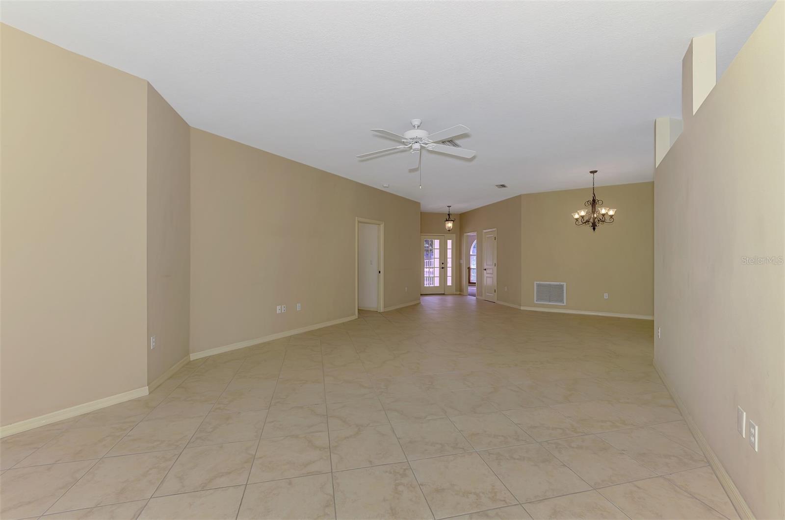 Image 17 of 53 For 4350 Iola Drive
