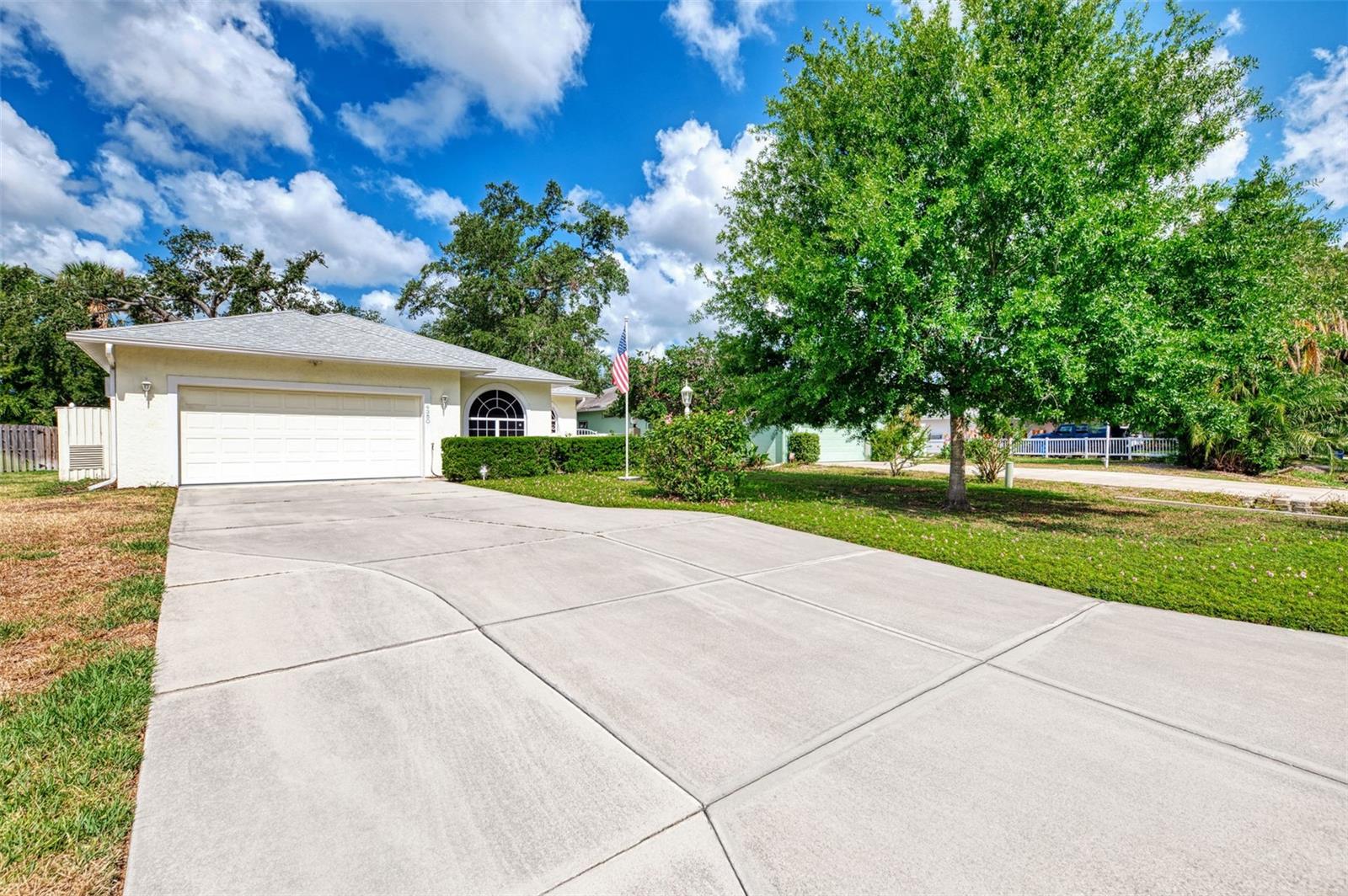 Image 2 of 53 For 4350 Iola Drive
