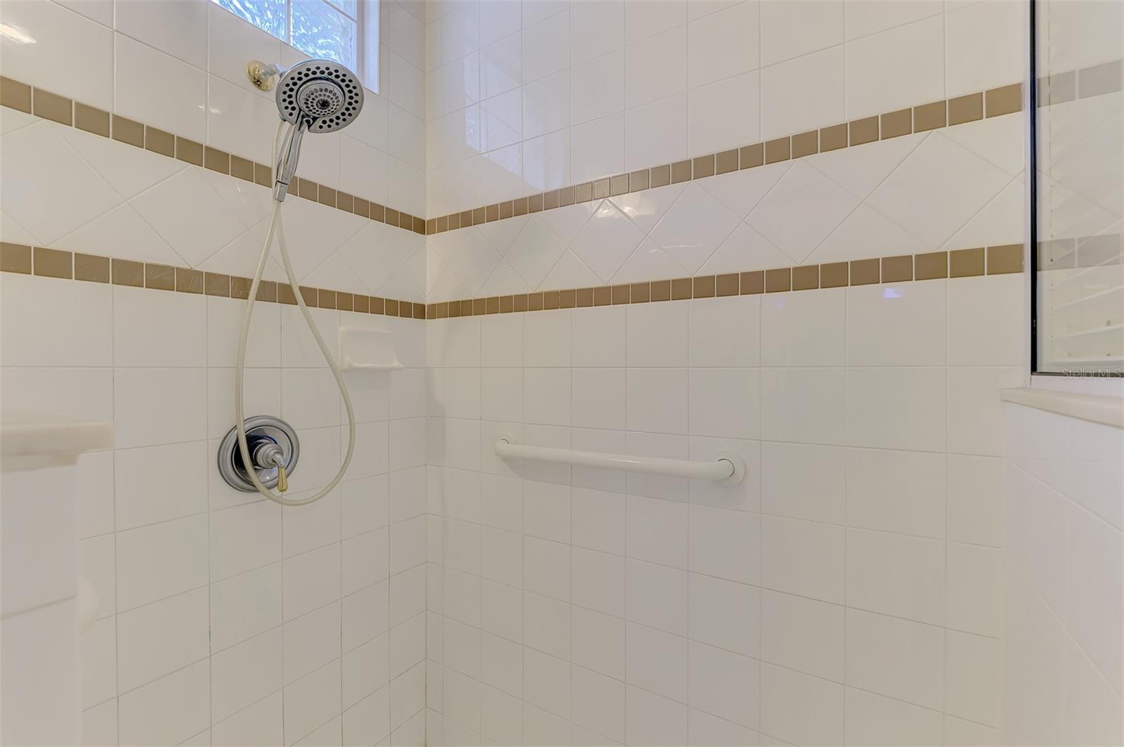 Image 34 of 53 For 4350 Iola Drive