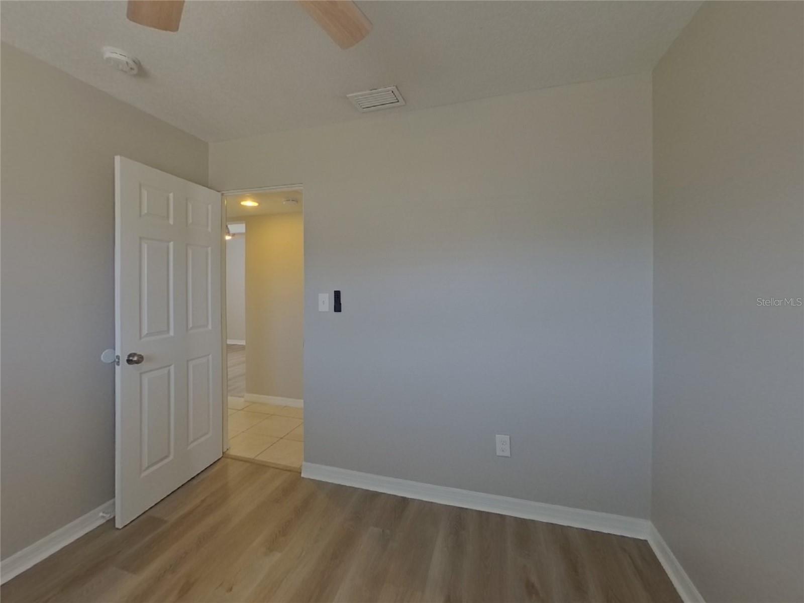 Image 11 of 17 For 5645 91st Avenue N