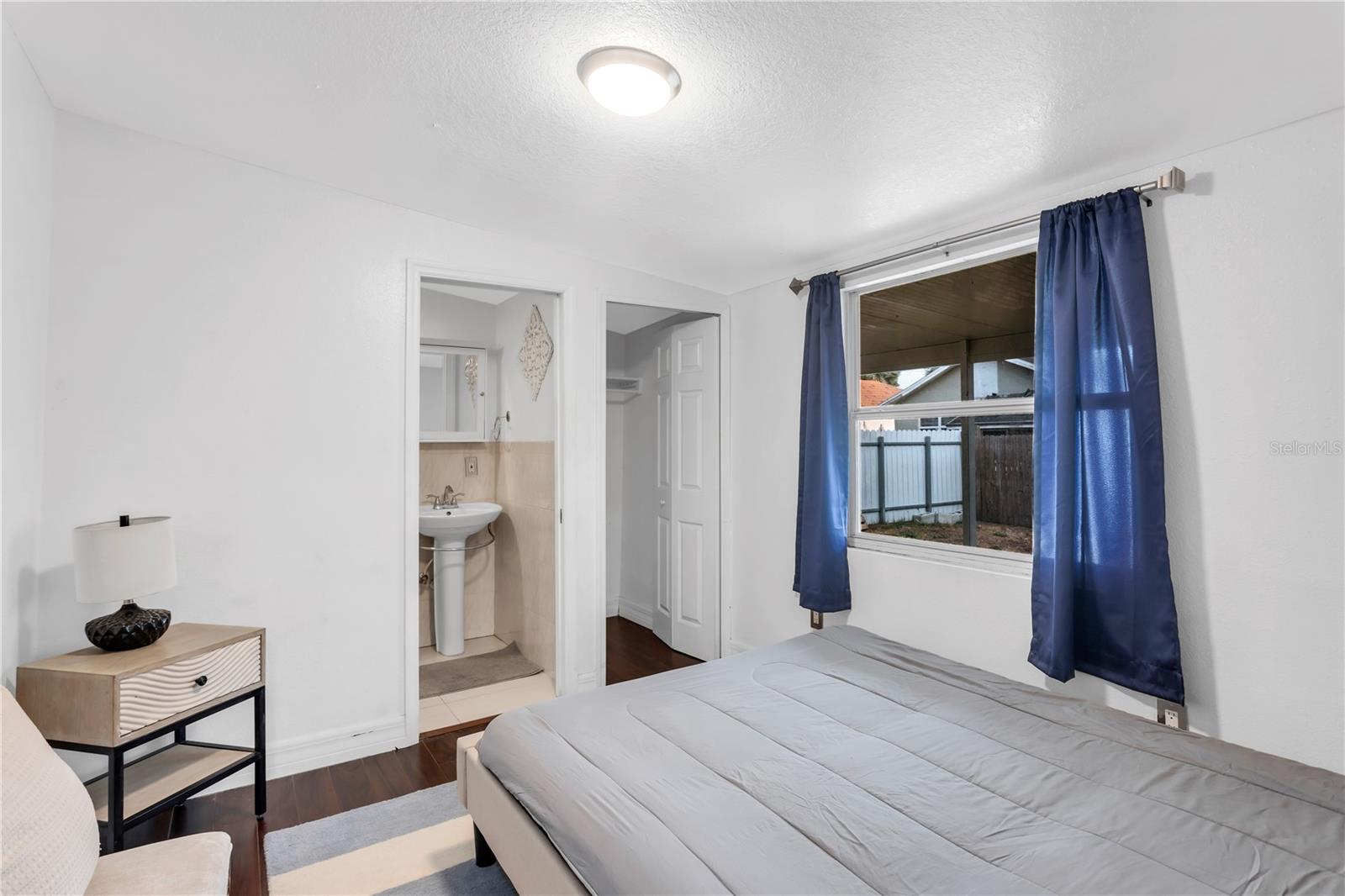 Image 12 of 25 For 2916 Crest Avenue