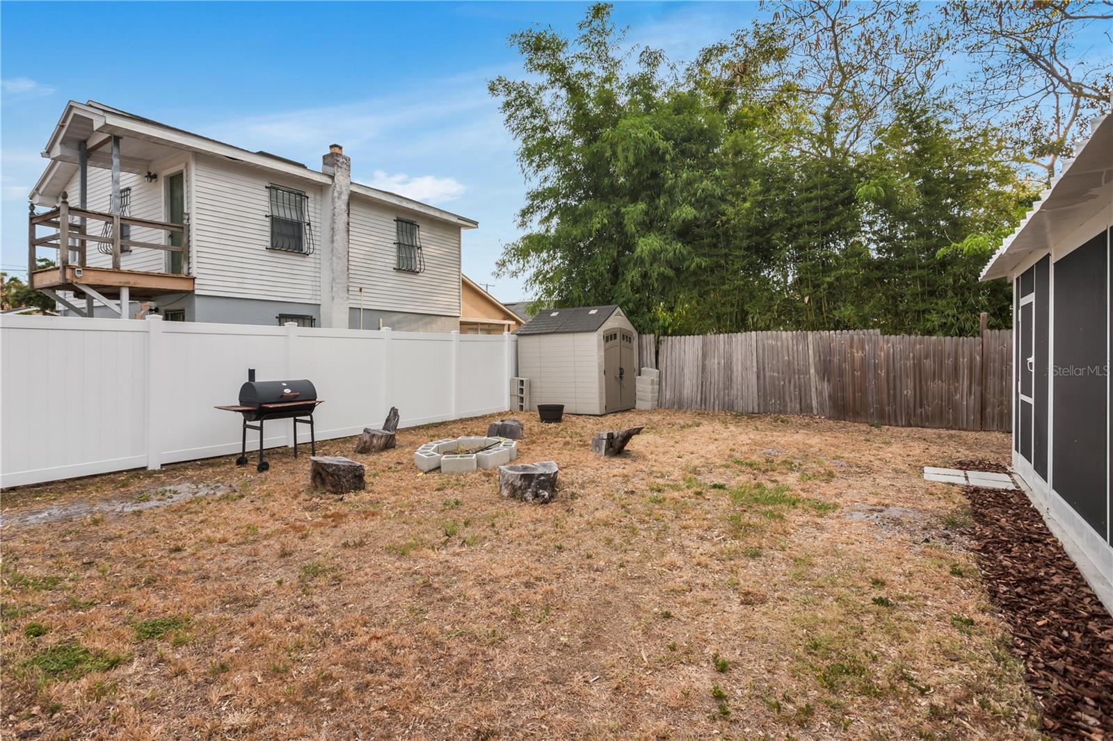 Image 24 of 25 For 2916 Crest Avenue