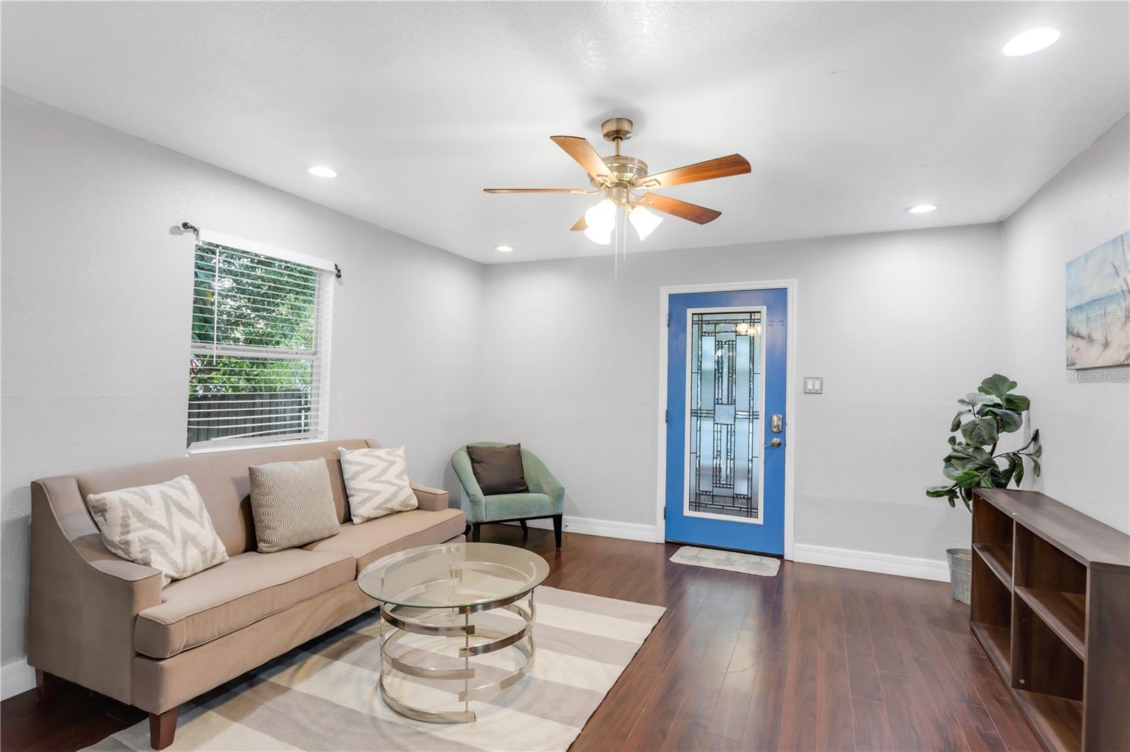 Image 5 of 25 For 2916 Crest Avenue