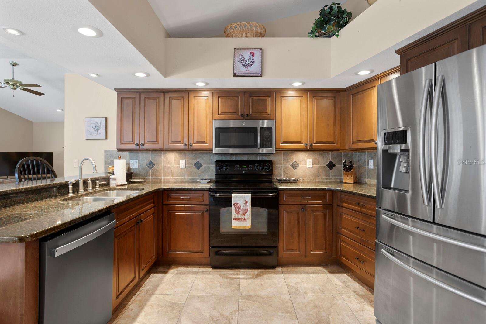 Image 17 of 44 For 4311 Beach Park Drive